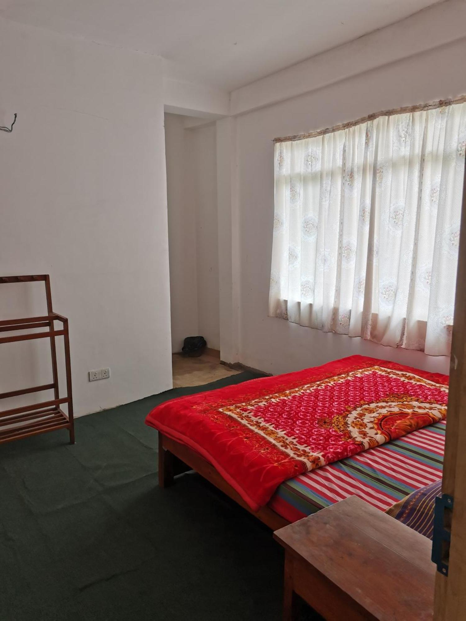 Traveler'S Choice Hotel Nuwara Eliya Buitenkant foto